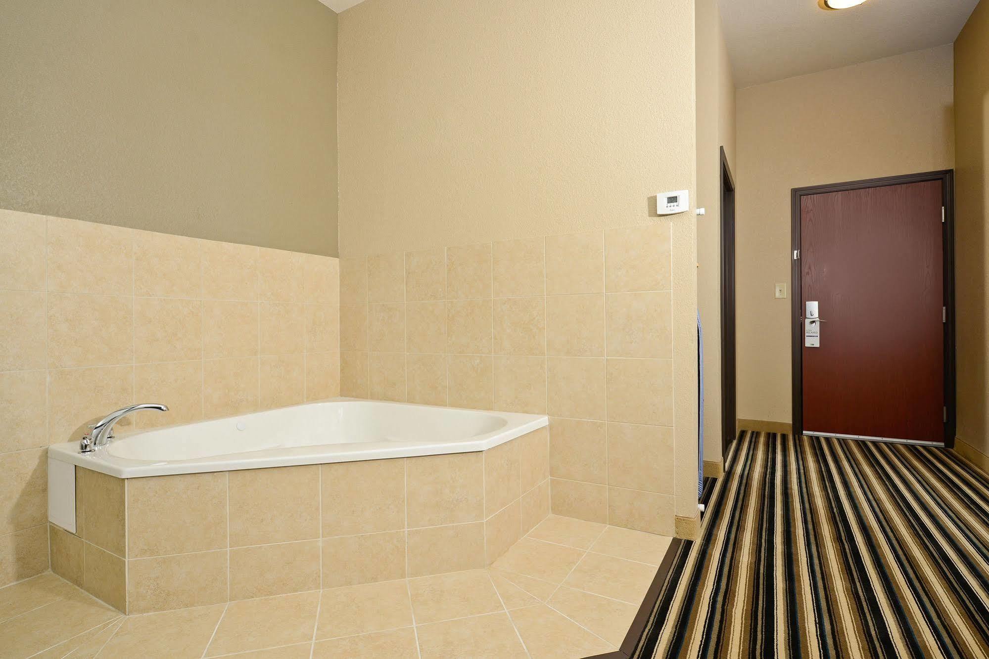 Holiday Inn Express & Suites Forrest City By Ihg Extérieur photo